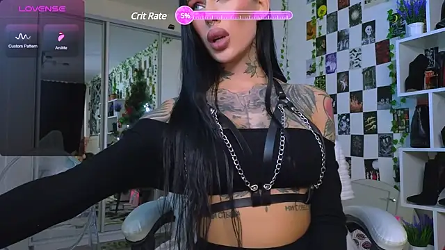 Snapshot of MaryVegas69 chatting on 12-18-24, 11:02 MaryVegas69 online show from 12-18-24, 11:02