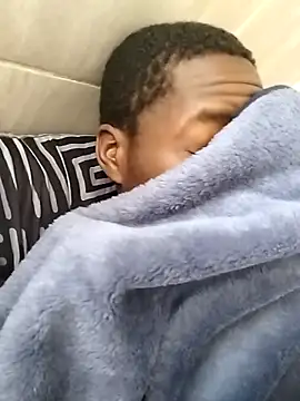 Snapshot of ArisingTurret chatting on 11-07-25, 06:46 ArisingTurret online show from 11-07-25, 06:46