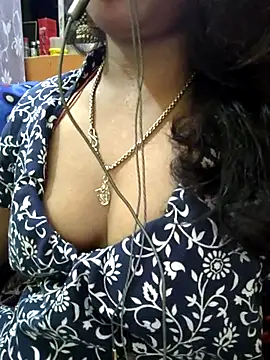 Snapshot of jasss-11 chatting on 04-11-26, 06:23 jasss-11 online show from 04-11-26, 06:23