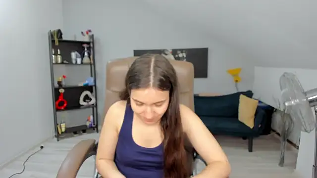 Snapshot of MelissaWiliam chatting on 12-13-24, 06:49 MelissaWiliam online show from 12-13-24, 06:49