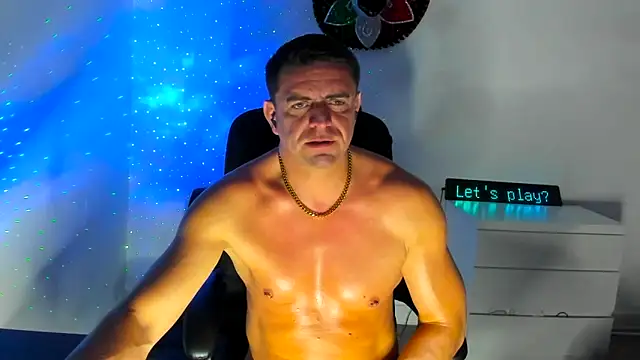 Snapshot of petr37pol chatting on 04-11-26, 03:44 petr37pol online show from 04-11-26, 03:44