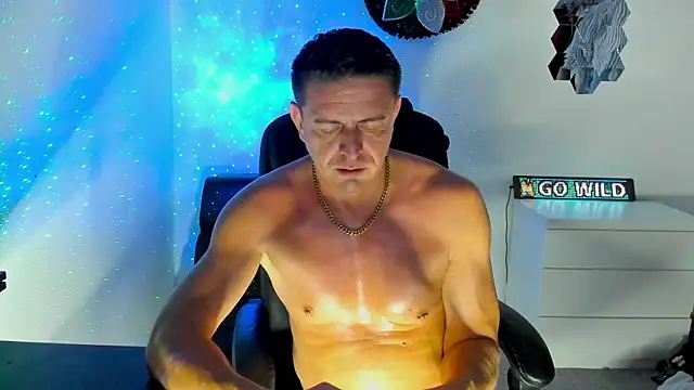 petr37pol online show from 07-17-26, 10:25