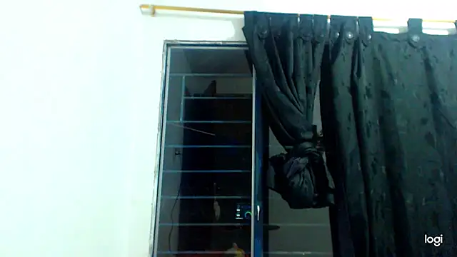 tomboyblue online show from 12-12-24, 11:47