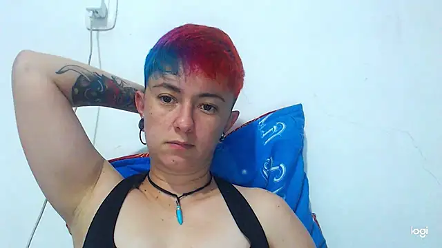 tomboyblue online show from 12-18-24, 03:26