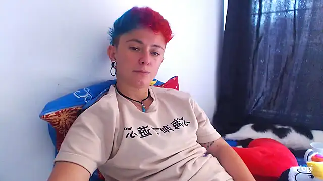 tomboyblue online show from 12-18-24, 07:19