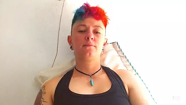 tomboyblue online show from 01-20-25, 05:16