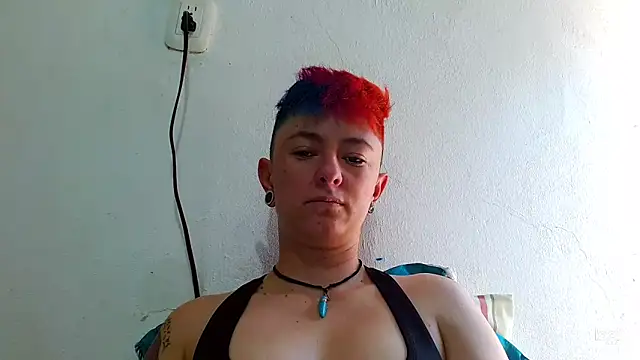 tomboyblue online show from 01-21-25, 03:21