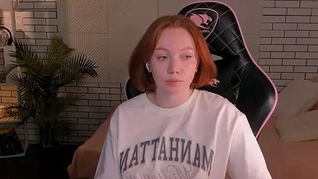 foxyMistrees online show from 12-11-24, 02:30
