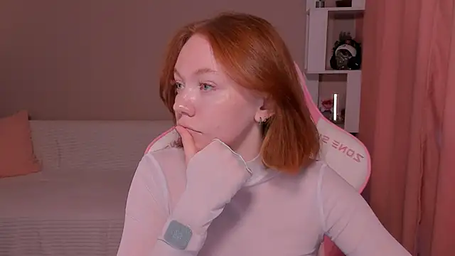 foxyMistrees online show from 02-09-25, 03:11