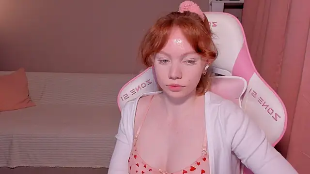 foxyMistrees online show from 02-12-25, 12:37