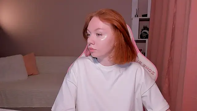 foxyMistrees online show from 02-17-25, 11:53