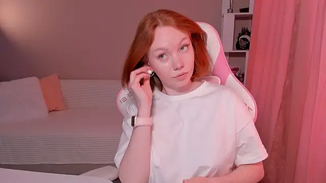 foxyMistrees online show from 02-18-25, 02:59