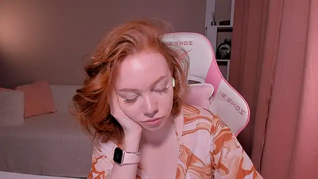 foxyMistrees online show from 03-18-25, 12:27