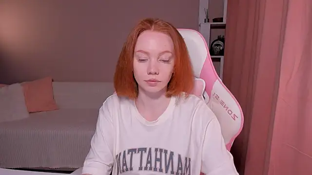foxyMistrees online show from 03-23-25, 12:36