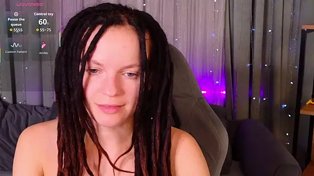 Snapshot of CoreyJane chatting on 05-10-26, 04:50 CoreyJane online show from 05-10-26, 04:50