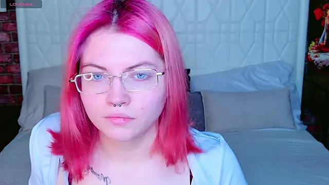 Lisa Adam online show from 02-25-25, 04:03