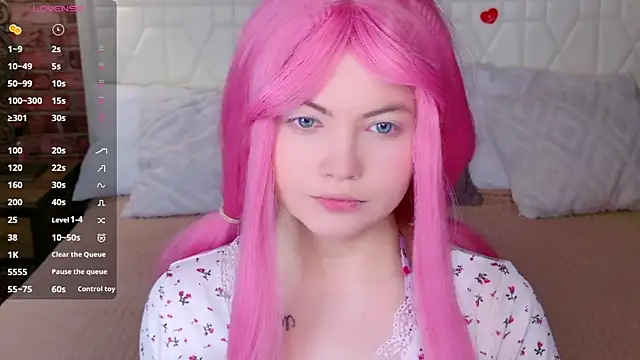 Lisa Adam online show from 03-26-26, 04:01