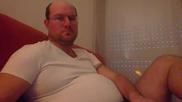 porompomperro online show from 01-04-25, 04:22