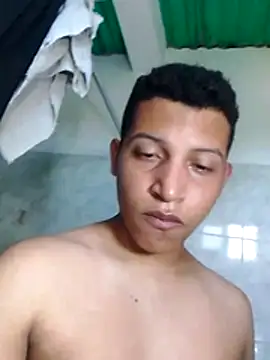 Fuenmayor40 online show from 12-16-25, 07:08