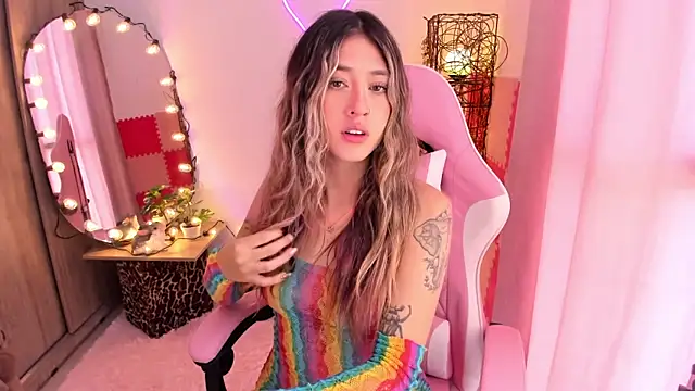 violet ch online show from 01-13-25, 04:41