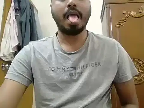 desiboyasif online show from 10-12-25, 04:28