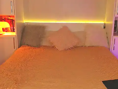 Leaaaaaaaaa online show from 09-18-25, 07:16