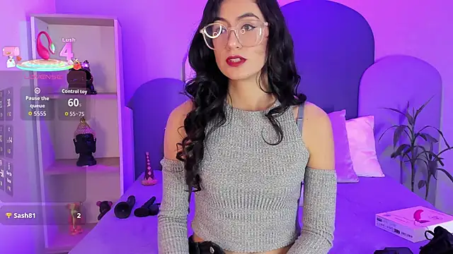 SophieGomez22 online show from 09-10-25, 11:43