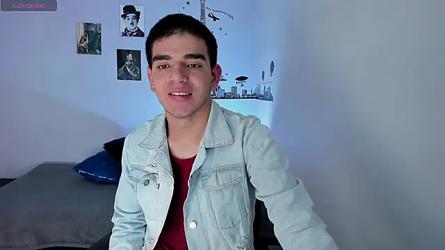 Snapshot of Ares_Johnson chatting on 12-20-24, 04:46 Ares Johnson online show from 12-20-24, 04:46