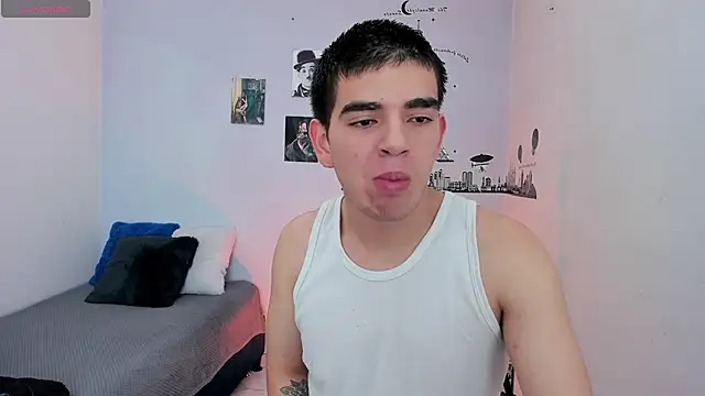 Snapshot of Ares_Johnson chatting on 12-24-24, 06:50 Ares Johnson online show from 12-24-24, 06:50