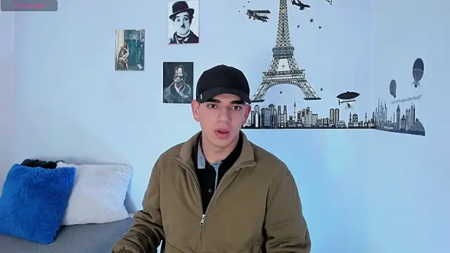 Snapshot of Ares_Johnson chatting on 12-31-24, 10:01 Ares Johnson online show from 12-31-24, 10:01