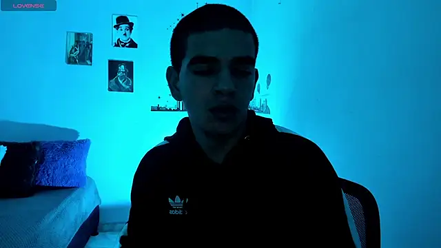 Snapshot of Ares_Johnson chatting on 01-08-25, 12:05 Ares Johnson online show from 01-08-25, 12:05