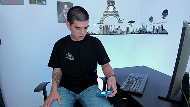 Snapshot of Ares_Johnson chatting on 01-10-25, 09:31 Ares Johnson online show from 01-10-25, 09:31