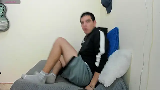 Snapshot of Ares_Johnson chatting on 01-24-25, 07:18 Ares Johnson online show from 01-24-25, 07:18