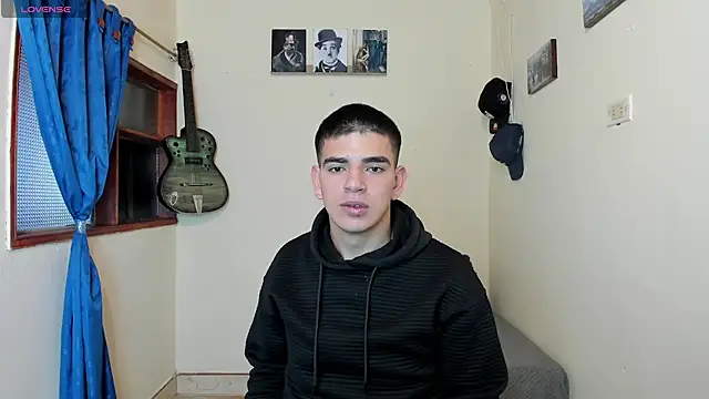 Snapshot of Ares_Johnson chatting on 01-31-25, 05:10 Ares Johnson online show from 01-31-25, 05:10