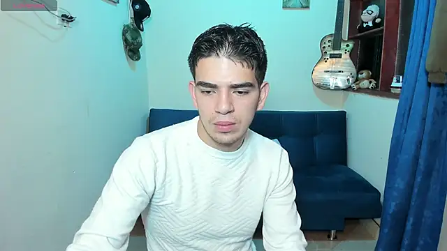 Snapshot of Ares_Johnson chatting on 03-18-25, 10:57 Ares Johnson online show from 03-18-25, 10:57