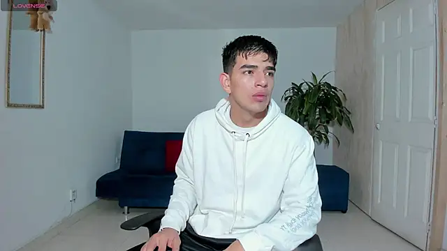 Snapshot of Ares_Johnson chatting on 10-23-25, 12:15 Ares Johnson online show from 10-23-25, 12:15