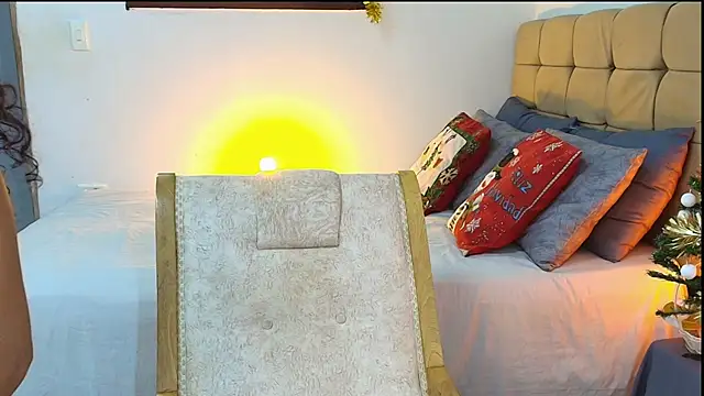 PaoL22 online show from 12-15-24, 02:08