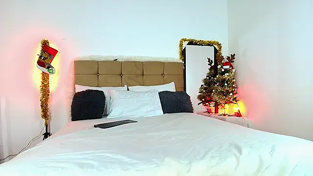 PaoL22 online show from 12-31-24, 10:56