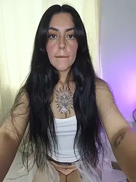 Snapshot of Mazikeen-- chatting on 06-22-26, 10:18 Mazikeen-- online show from 06-22-26, 10:18