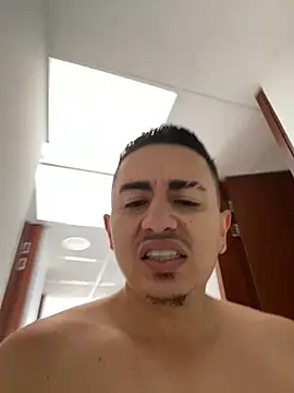 Snapshot of DanielGomez9 chatting on 12-28-24, 05:57 DanielGomez9 online show from 12-28-24, 05:57