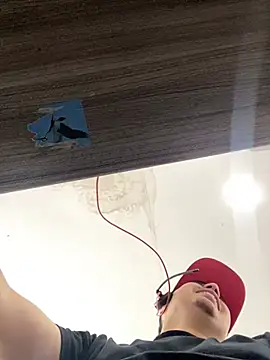 Snapshot of DanielGomez9 chatting on 01-28-25, 08:36 DanielGomez9 online show from 01-28-25, 08:36