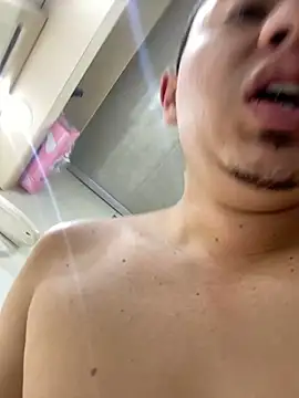 Snapshot of DanielGomez9 chatting on 02-13-25, 12:21 DanielGomez9 online show from 02-13-25, 12:21