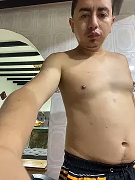 Snapshot of DanielGomez9 chatting on 02-17-25, 03:15 DanielGomez9 online show from 02-17-25, 03:15