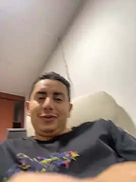 Snapshot of DanielGomez9 chatting on 02-22-25, 12:16 DanielGomez9 online show from 02-22-25, 12:16