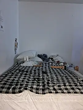 Puffgettingstuffed online show from 12-23-25, 09:18