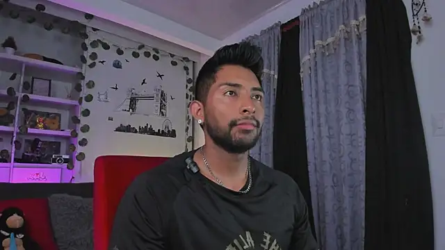 Couple muscle1 online show from 11-18-25, 10:03