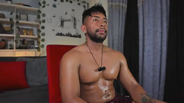 Couple muscle1 online show from 11-25-25, 08:31