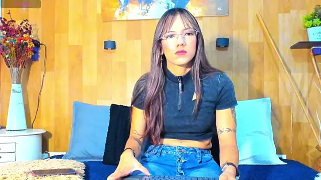 marianaa90 online show from 05-07-26, 12:54