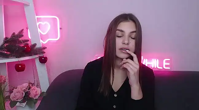 MilanaAngelAs online show from 01-05-25, 05:41