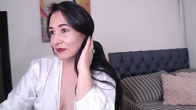 miawilson 1 online show from 05-19-26, 04:19